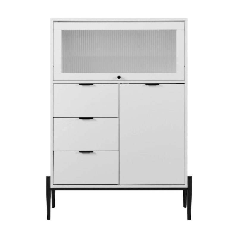 Dispensa da Cucina Nera Stile Rustico con Portabottiglie