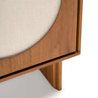 Credenza ampia in noce e ottone con ante in tessuto – Stile Mid-Century, montaggio per 1 persona